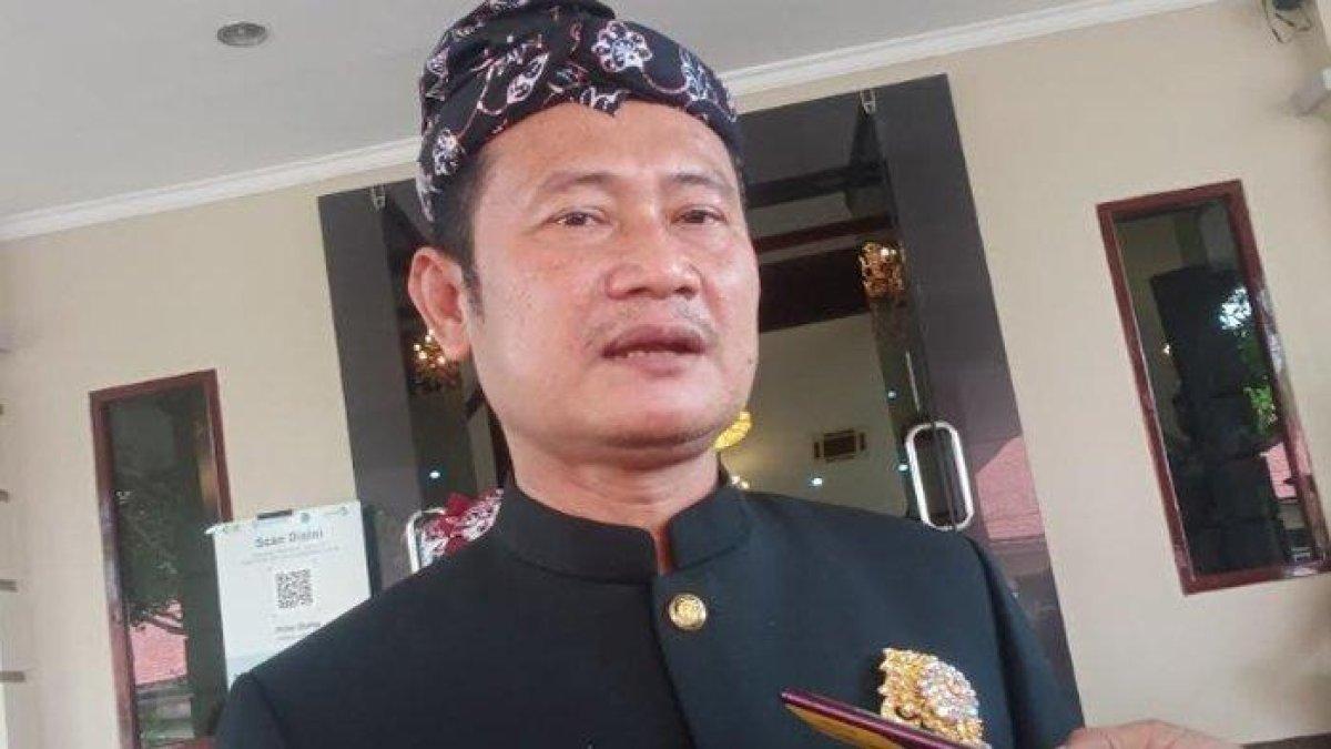 BUPATI LAMONGAN 2025 - Bupati Terpilih Lamongan 2025, Yuhronur Efendi dokumen Surya (24/3/2025). Yuhronur Efendi merupakan pemenang Pilkada Lamongan 2024.