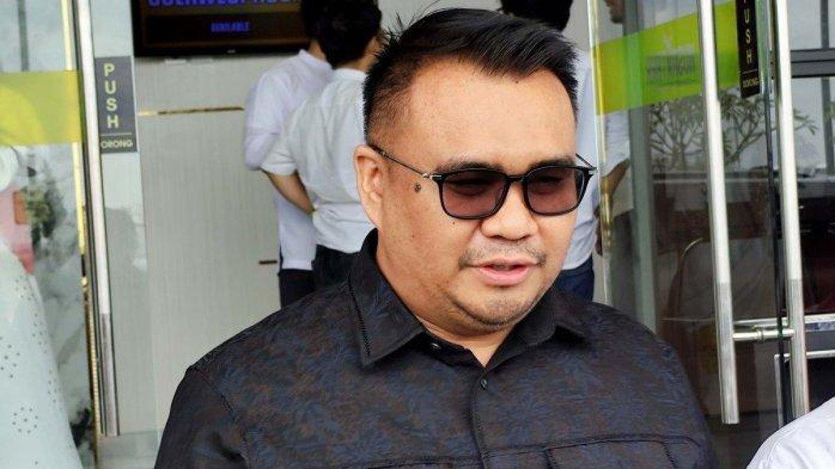 100 HARI KERJA - Bupati terpilih Kutai Kartanegara, Aulia Rahman, akan melanjutkan program Kukar Idaman dengan penyempurnaan melalui program Kukar Idaman Terbaik. Ia berkomitmen untuk menjaga kesinambungan pembangunan dan menyelesaikan pekerjaan rumah yang belum tuntas.