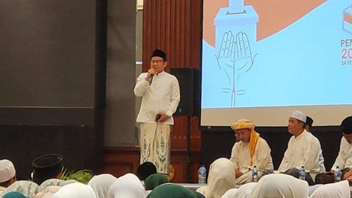 Cak Imin doa bersama dengan para kiai
