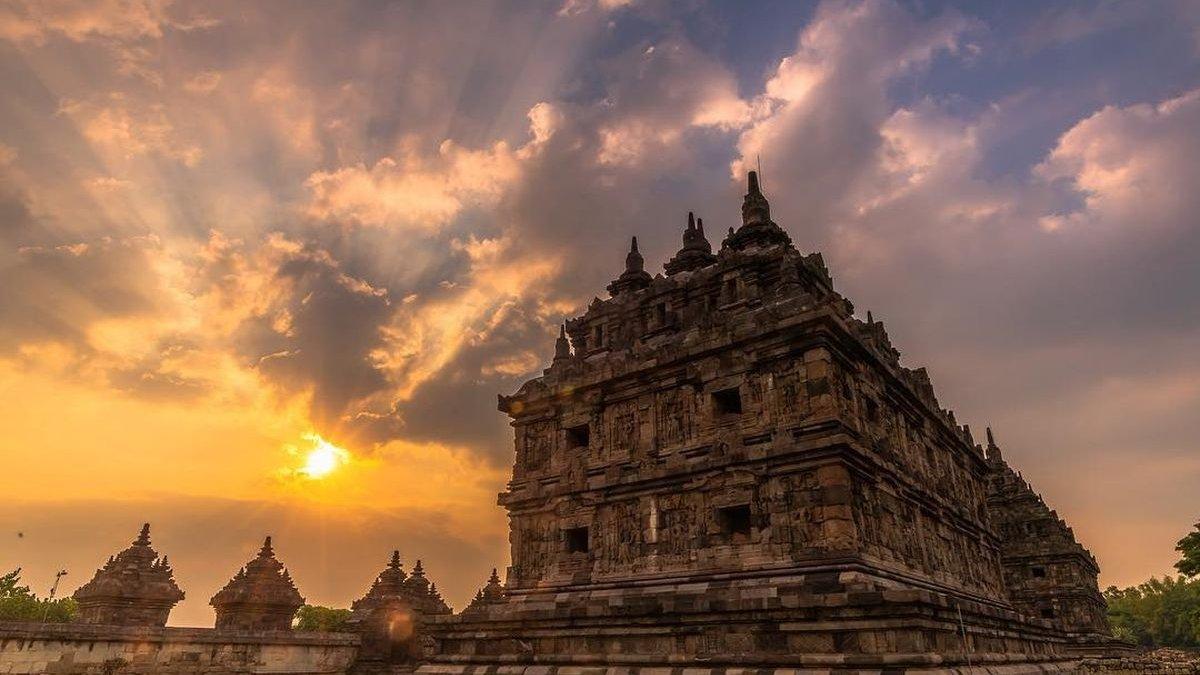 WISATA DESA BUGISAN: Candi Plaosan di Desa Bugisan, Kabupaten Klaten, Jawa Tengah