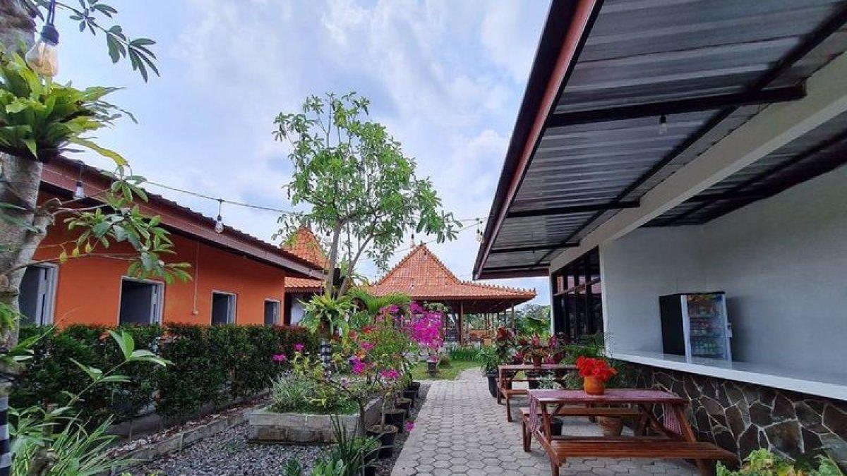 OBYEK WISATA KLATEN: Candramaya Pool and Resort