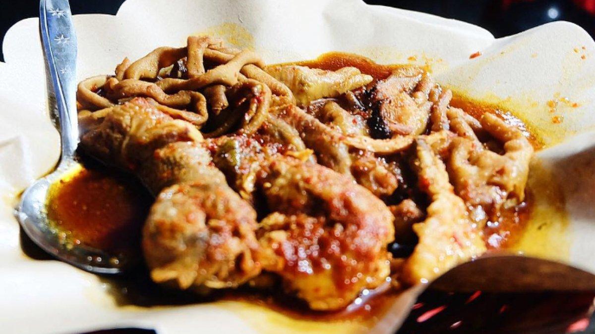 REKOMENDASI KULINER PEDAS: