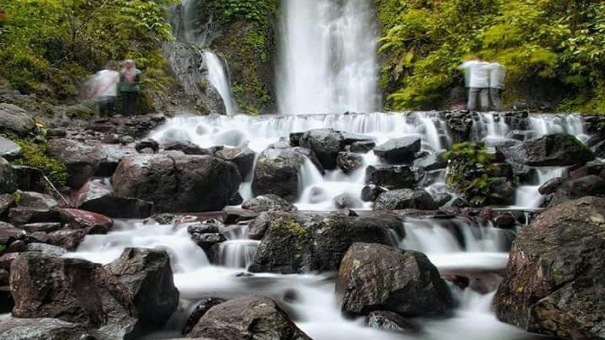 WISATA AIR - Potret Curug Cilember disadur dari Kompas.com pada Rabu (5/3/2025). Curug Cilember berlokasi di Megamendung, Kabupaten Bogor.