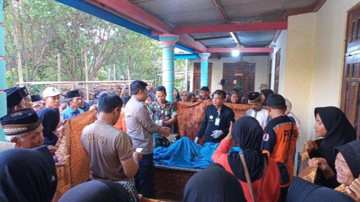 Diduga bakar daun kering, wanita paruh baya malah terjebak api, berakhir tewas terbakar