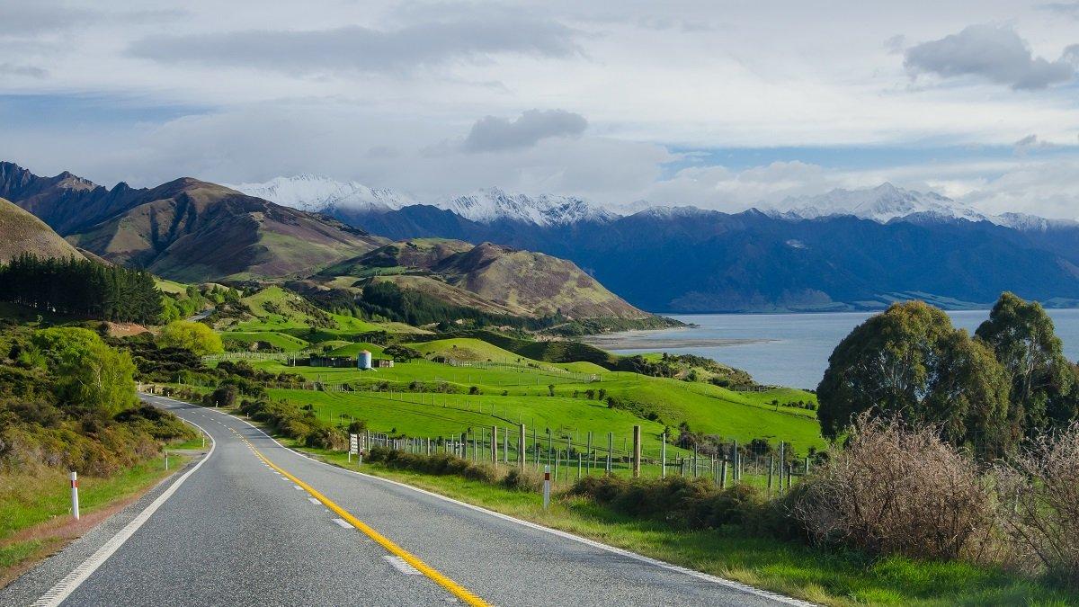 NEW ZEALAND VAN JAVA - Ilustrasi pemandangan alam di New Zealand, foto diambil dari freepik. Dijuluki 'New Zealand Van Java', kabupaten ini jadi yang termaju kelima di Jawa Tengah