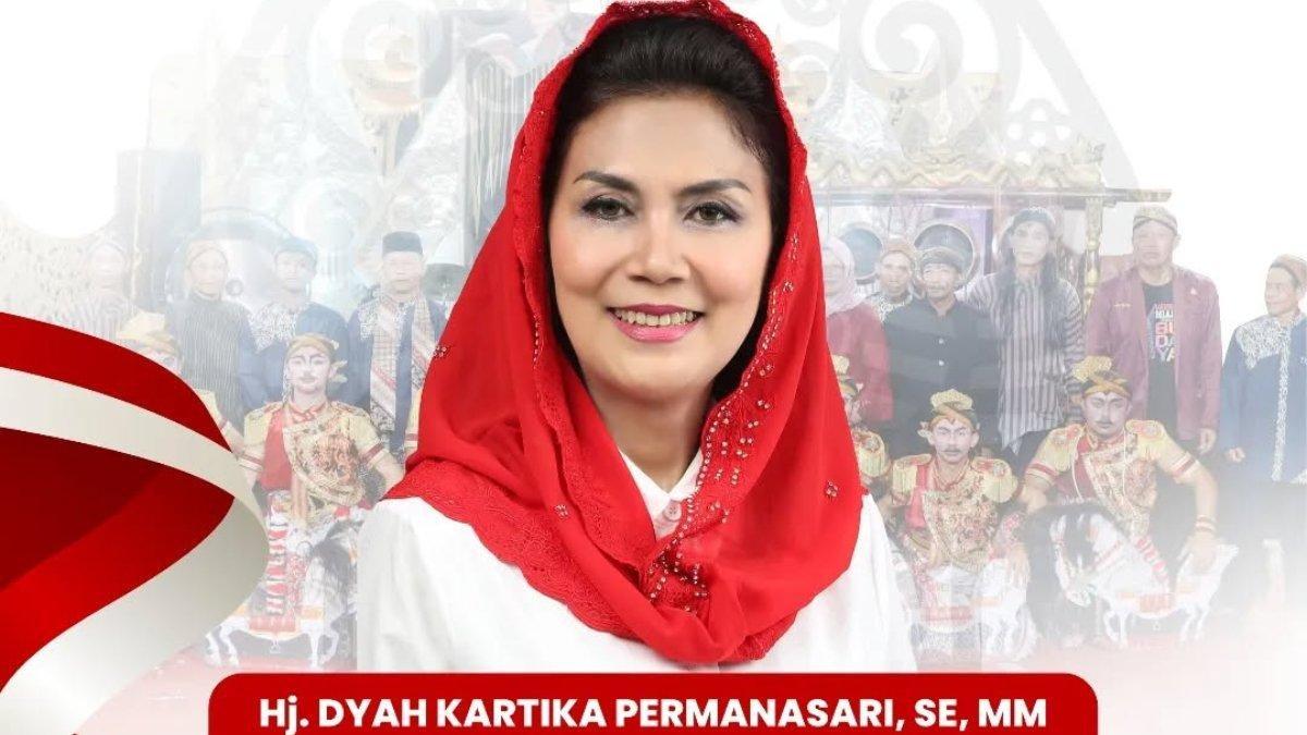 SOSOK DYAH KARTIKA - Profil Dyah Kartika Permanasari, Bupati Kendal 2025. Dulu pernah kerja di perusahaan Jepang.