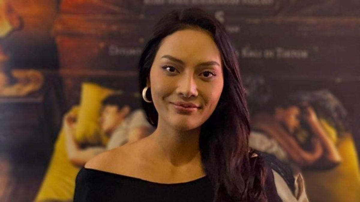 BRAVY TEGUR DJ PANDA - Erika Carlina ditemui di XXI Kota Kasablanka, Jakarta Selatan, Senin (16/12/2024). Kekasih Erika Carlina, Bravy menegur langsung DJ Panda.