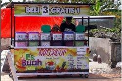 ES KEKINIAN KLATEN: Es Buah MR Klaten by Bang Rijal