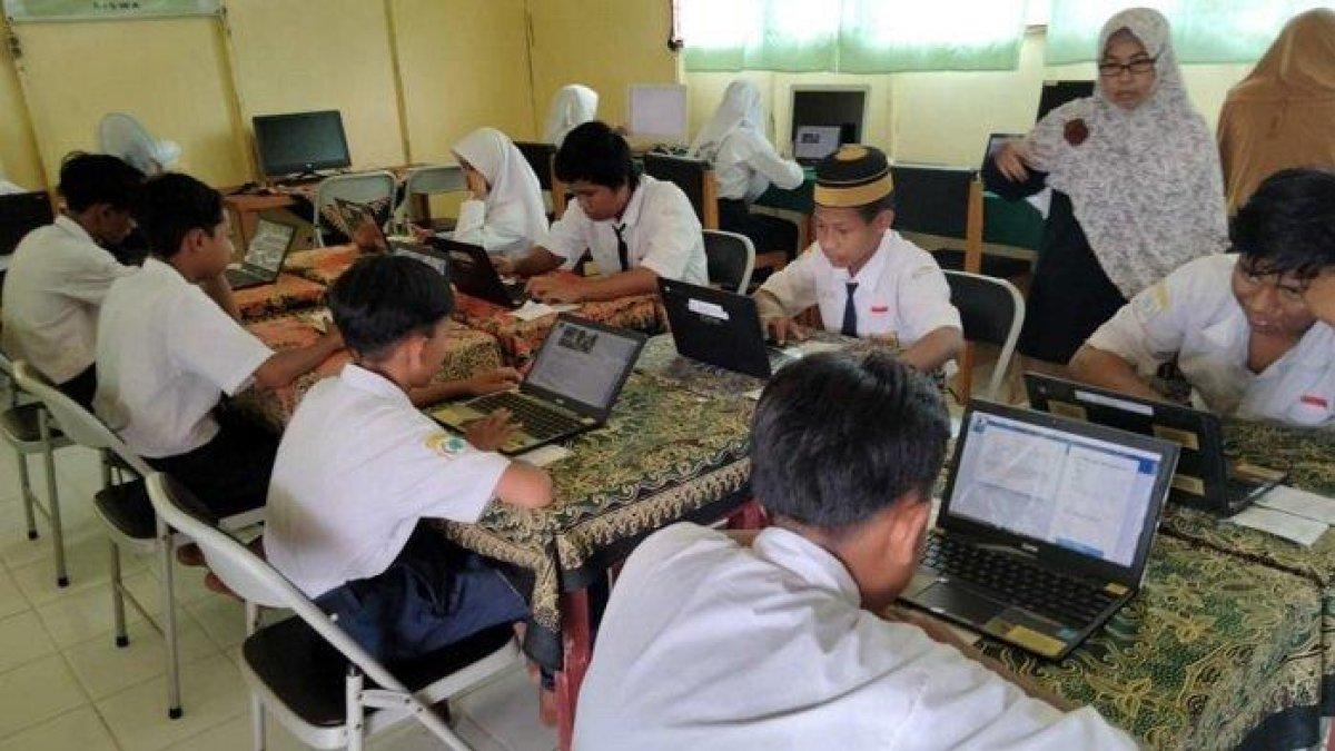 Foto Anak SMP