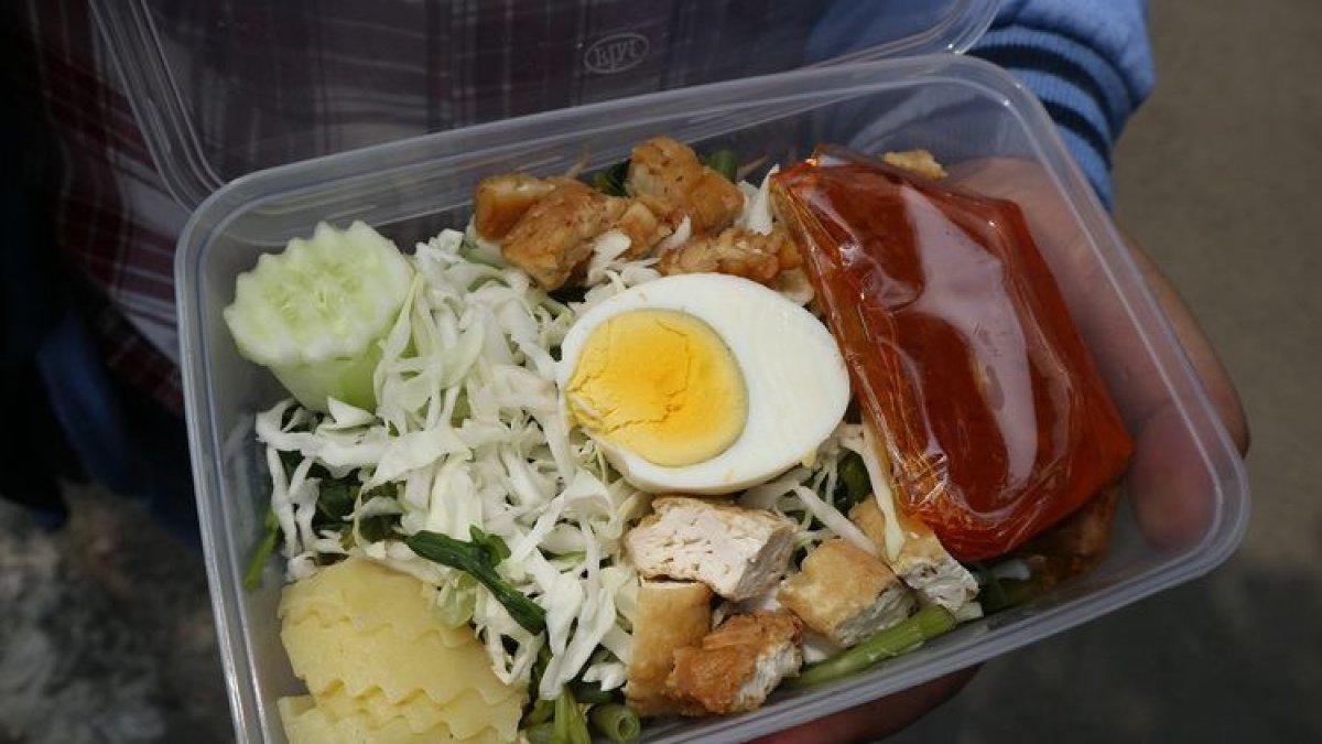 REKOMENDASI KULINER KHAS: Gado-gado siram