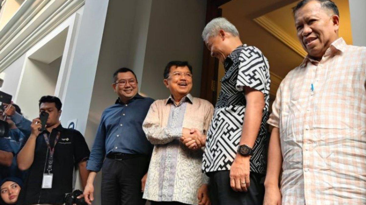 Ganjar Pranowo temui Jusuf Kalla