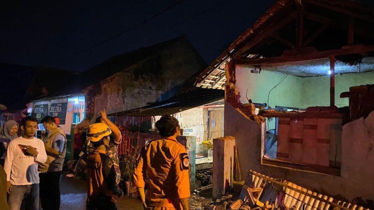 Gempa bumi berkekuatan magnitudo 6,2 mengguncang Kabupaten Garut, Jawa Barat, pada Sabtu (27/4/2024) pukul 23.29 WIB