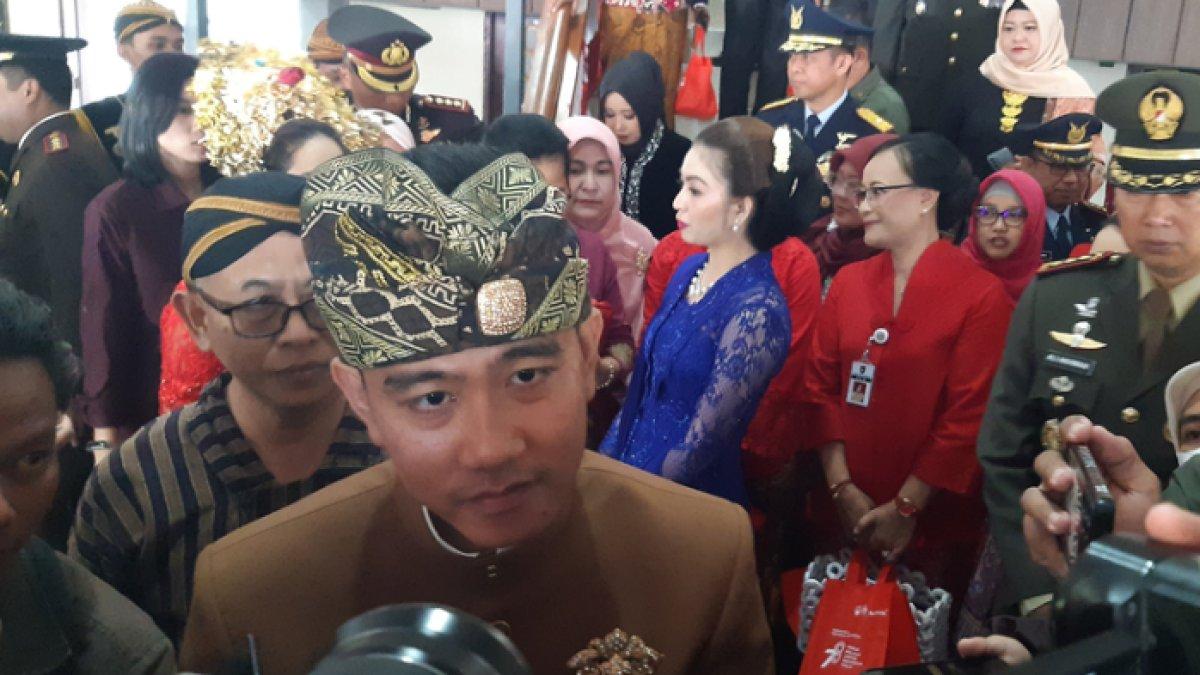 Gibran Rakabuming di upacara HUT ke-78 RI di Stadion Sriwedari, Solo