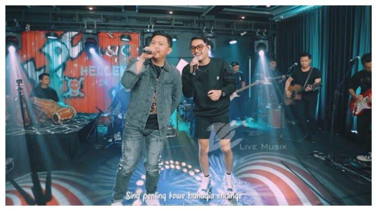 Gilga memiliki tarif yang lebih kecil daripada Denny Caknan.