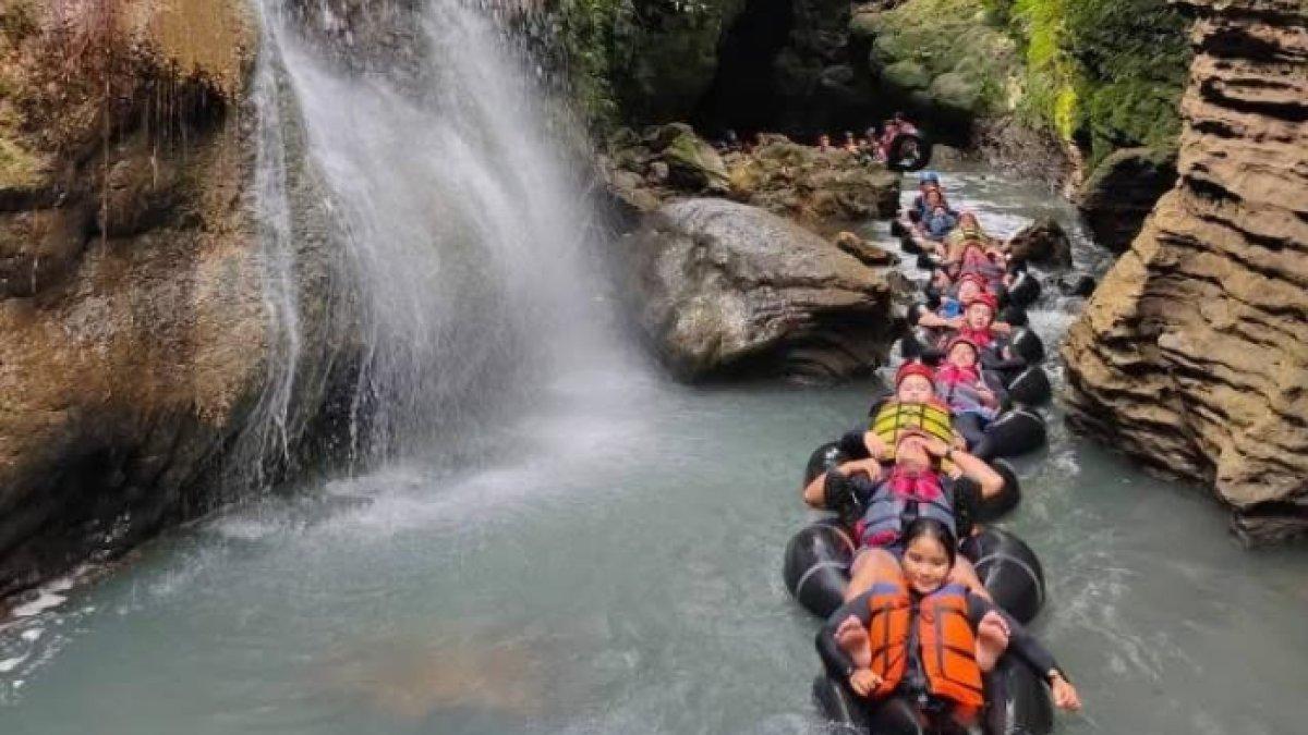 WISATA AIR - Potret Green Santirah diambil dari Instagram pada Selasa (11/3/2025). Green Santirah terletak di Pangandaran, Jawa Barat.