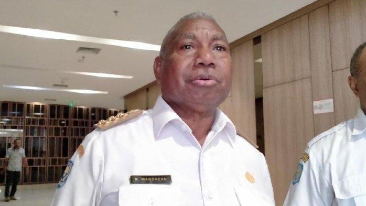 GUBERNUR PAPUA BARAT - Gubenur Papua Barat Dominggus Mandacan dokumen Tribun-Papua.com (4/3/2024). Dominggus Mandacan merupakan pemenang Pilkada Papua Barat 2024.