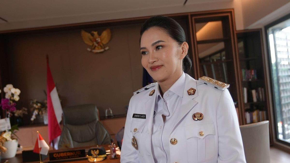 SHERLY TJOANDA - Gubernur Maluku Utara, Sherly Tjoanda berpose setelah diwawancara KOMPAS.com di kawasan Menteng, Jakarta Pusat, Kamis (20/2/2025). Sherly Tjoanda menjadi gubernur terkaya periode 2025-2030.