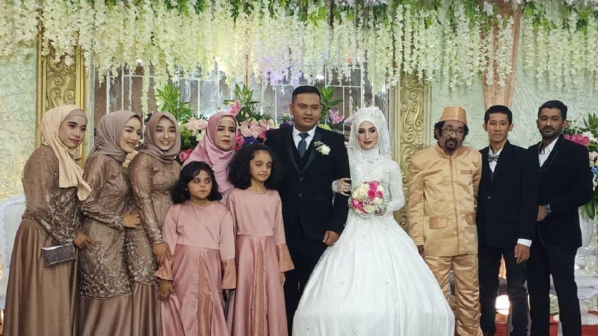 KELUARGA HAMDAN ATT - Foto pernikahan Soraya Attamini putri Hamdan ATT diambil dari Instagram @realhamdan.att. Hamdan ATT meninggal tinggalkan tiga putri