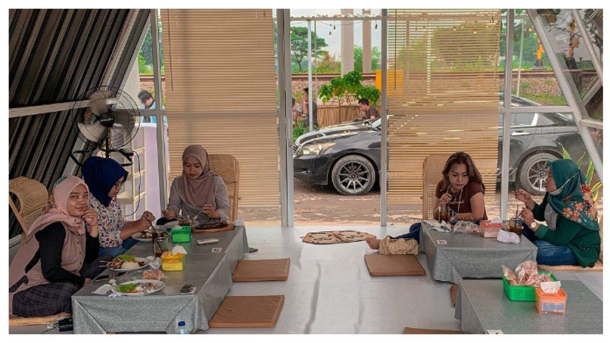 REKOMENDASI RUMAH MAKAN: Suasana santai dan nyaman di Hidden Cabana Klaten
