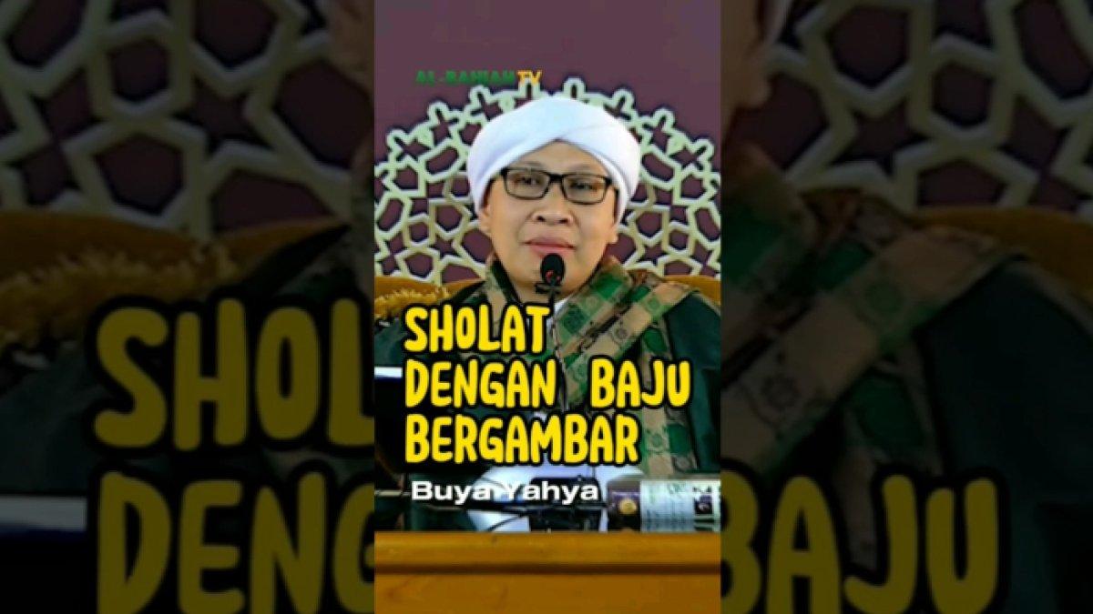 Hukum jika shalat memakai baju bergambar