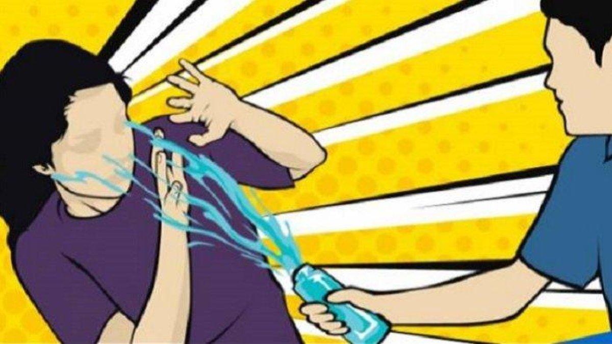 ILUSTRASI Disiram air keras