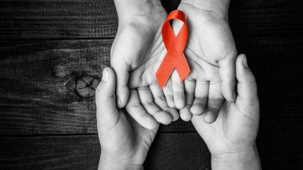 ILUSTRASI GHIV AIDS