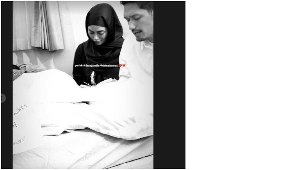 Ibunda Ibnu Jamil meninggal dunia.