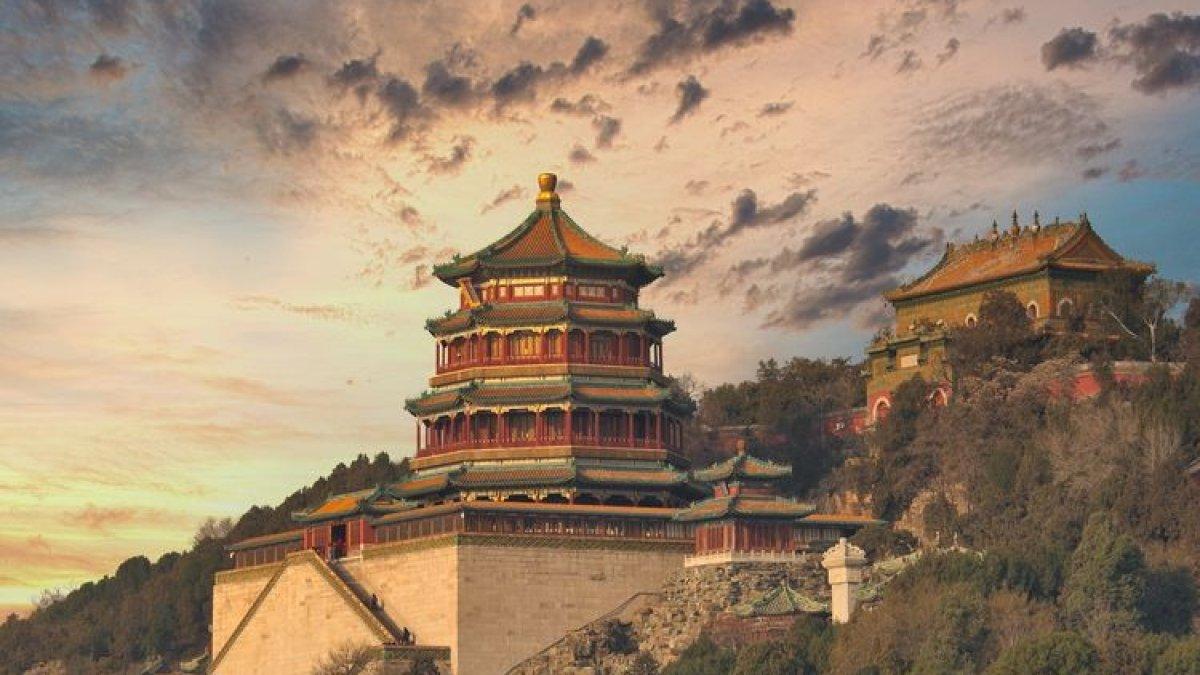 Ilustrasi China, Istana Musim Panas.