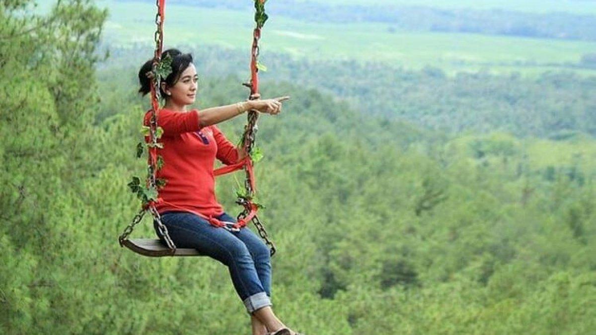 WISATA CILACAP: Ilustrasi ayunan gantung di Kemit Forest Education, Cilacap, Jawa Tengah