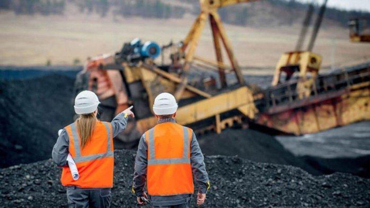 Ilustrasi kerja di tambang.