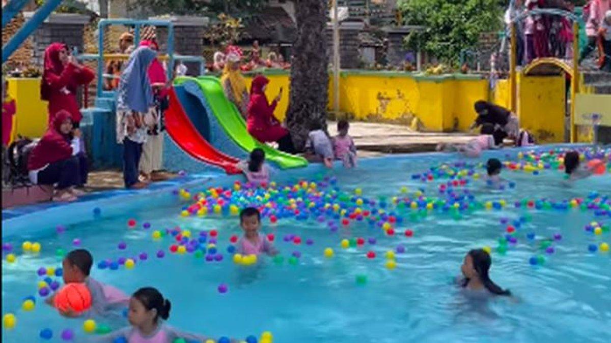 WISATA KLATEN: Ilustrasi kolam renang yang ada di The Gondang Park, Klaten