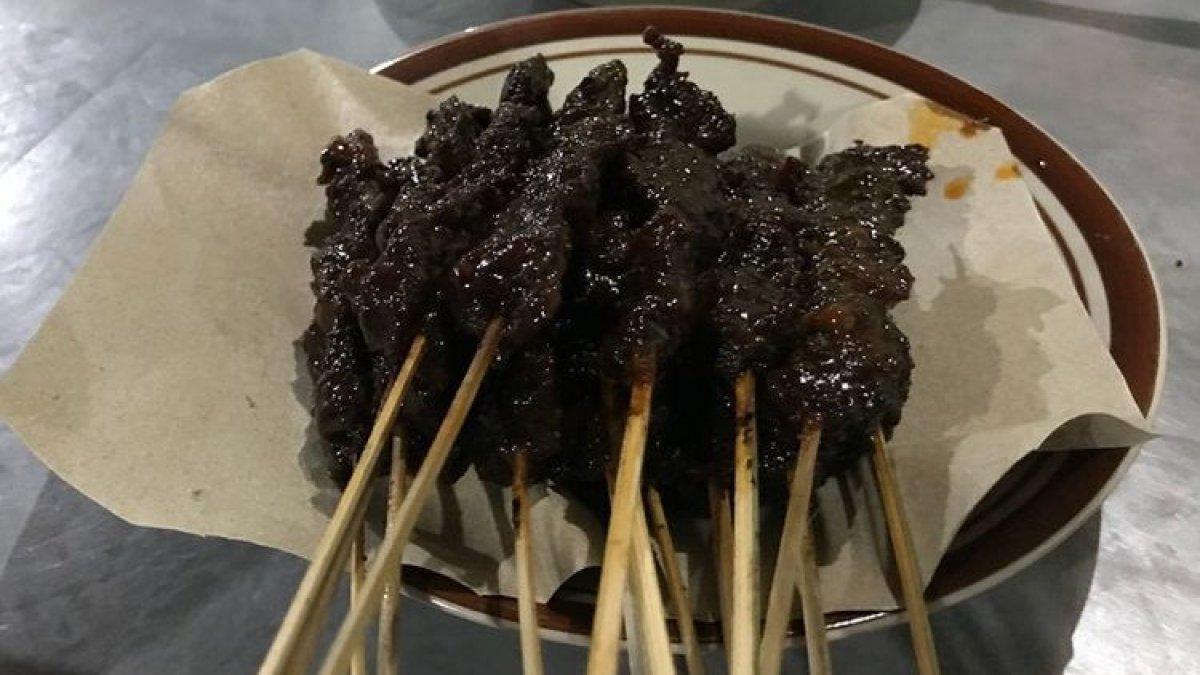 KULINER KUDUS: Ilustrasi sate kerbau khas Kudus