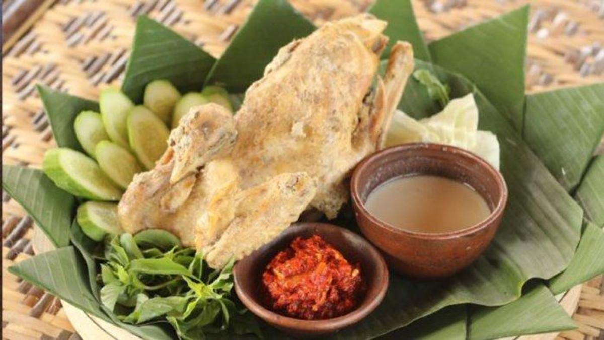 KULINER DI BANTUL - Ingkung Kuali yang berada di Desa Wisata Kalikijo, Pajangan, Bantul.