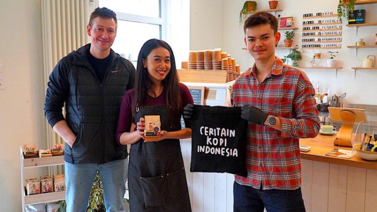 Inilah jatuh bangun WNI buka warkop ala Indonesia di Swiss, sajikan rendang, bakso, dan kopi Nusantara