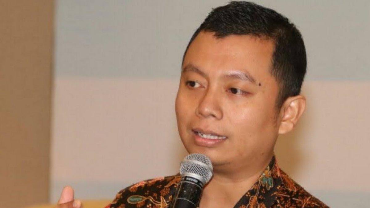 Inilah sosok Apik Primadya, mantan pegawai Indosat yang kini jadi miliarder sejak resign dan jadi pebisnis laundry, kini jadi motivator