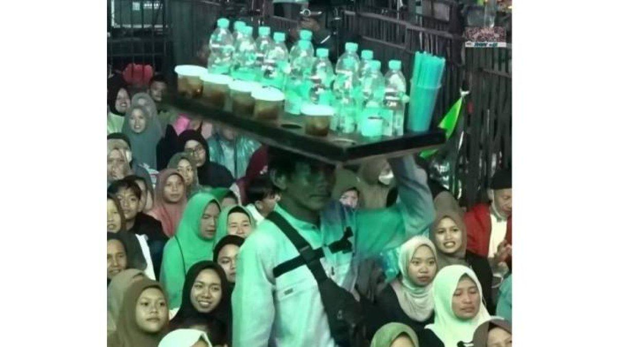 Insiden Gus Miftah & penjual es teh Viral sampai Malaysia