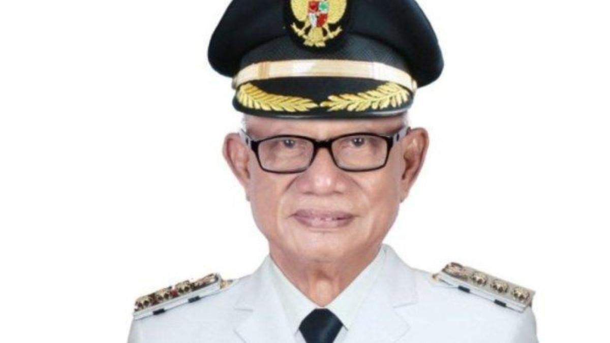 PROFIL KEPALA DAERAH - Ismet Mile resmi dilantik menjadi Bupati Bone Bolango Gorontalo, Kamis (20/2/2025).