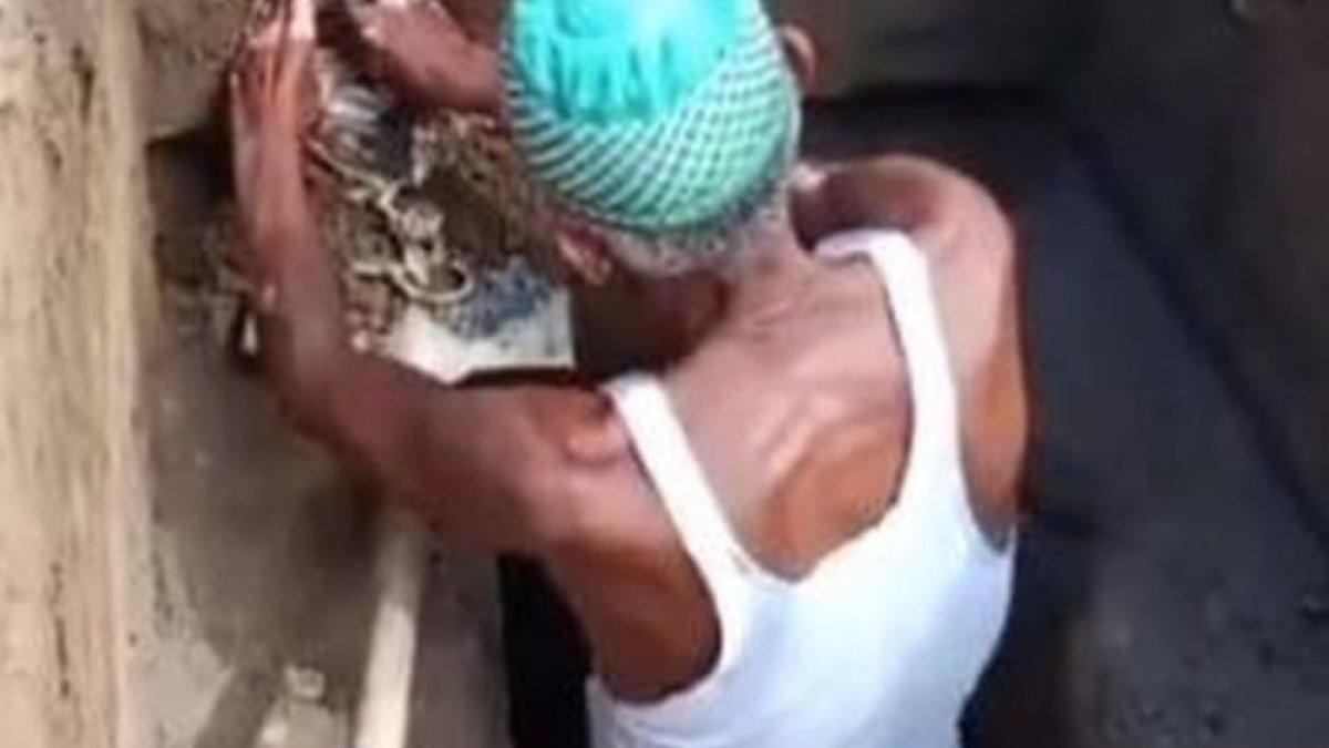 Jasad utuh dan wangi meski sudah dikubur 15 tahun.