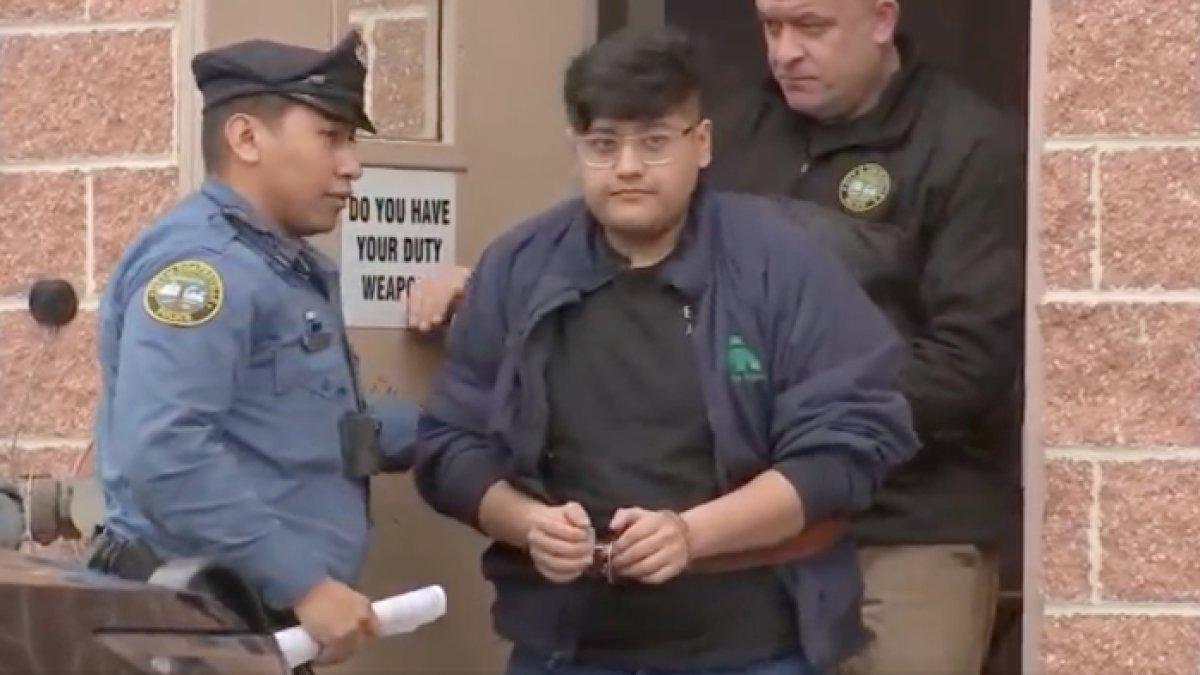 Jefferson Mejia Gonzalez menghadapi dakwaan masuk secara ilegal.