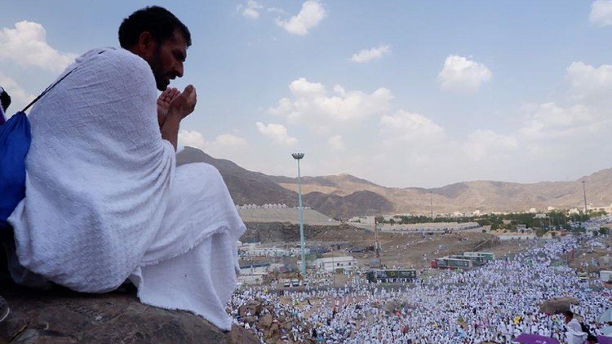 Jemaah Haji Wukuf di Arafah