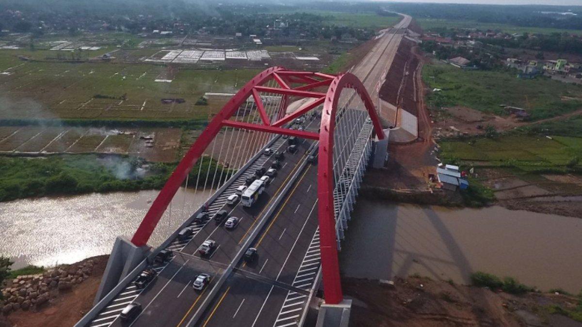 Jembatan Tol Kalikuto - UMR Kendal 2024 ditetapkan sebesar Rp 2.631.573.