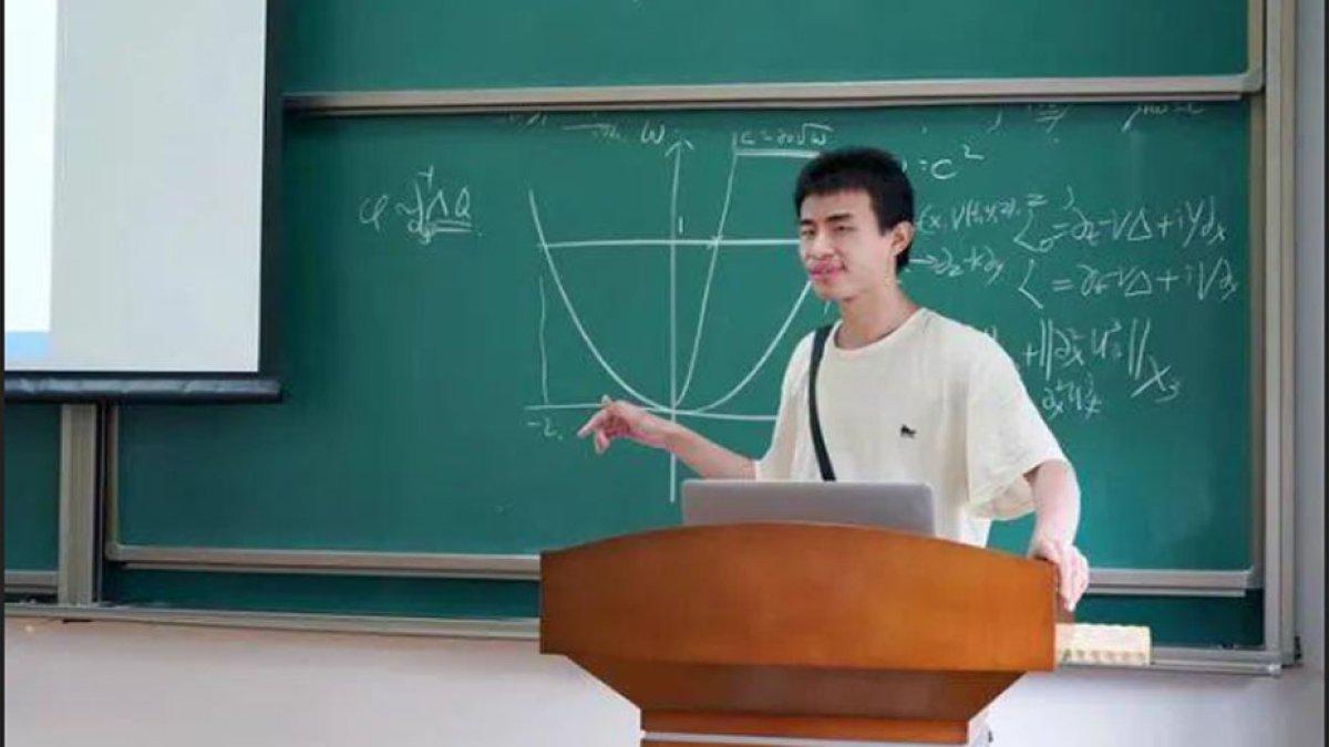 Jenius Matematika diejek tak punya rumah.
