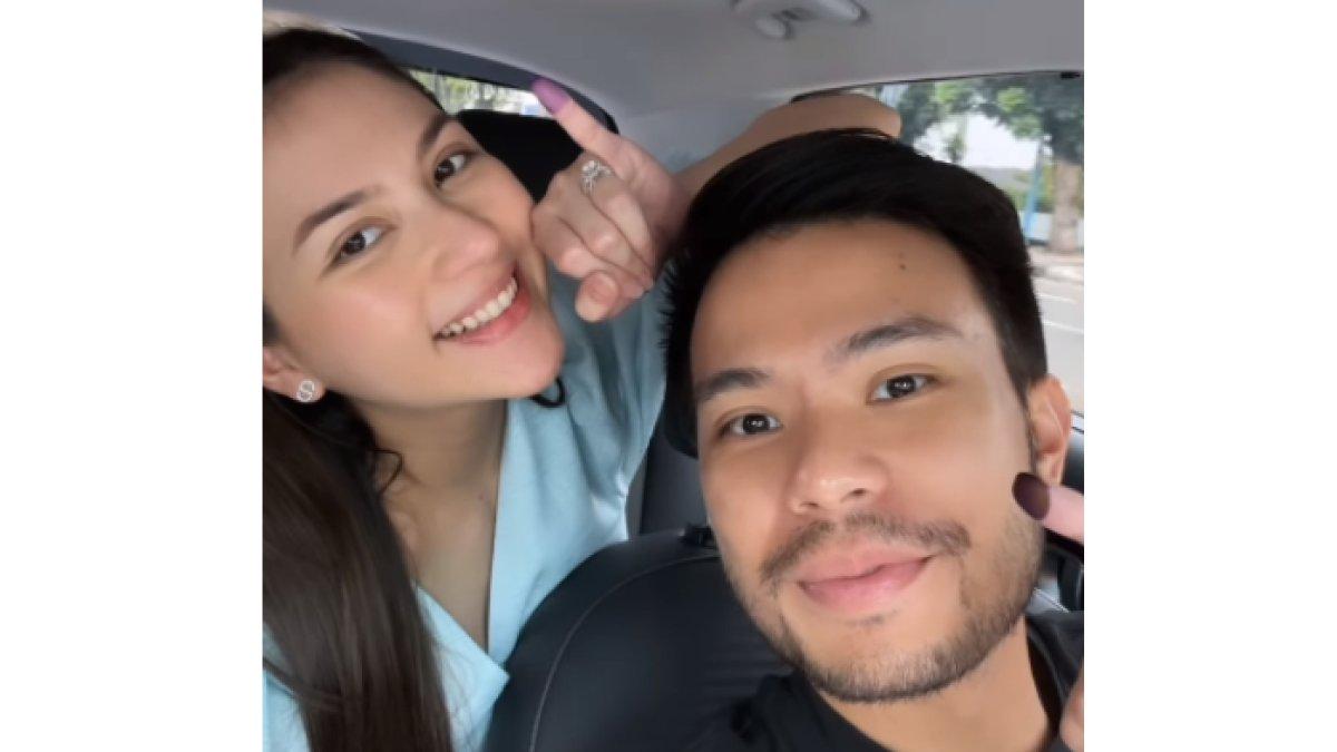 Jessica Mila mengunggah momen bersama keluarganya usai memberikan hak suara di Pemilu tahun ini.