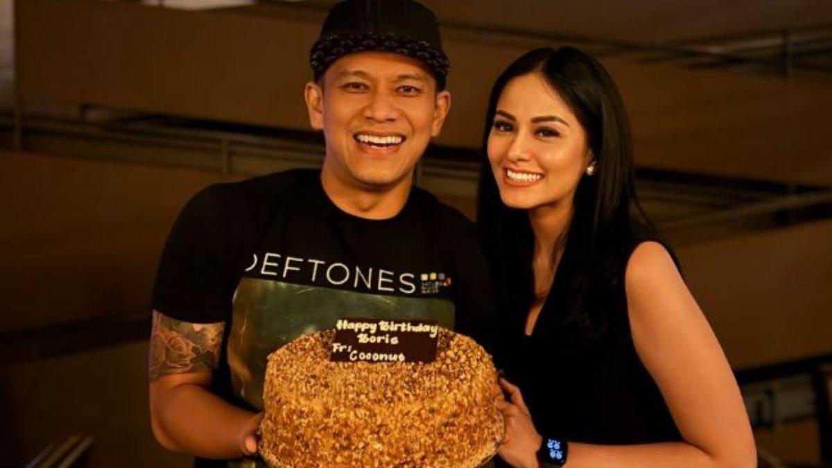 Jessica beri kejutan Boris