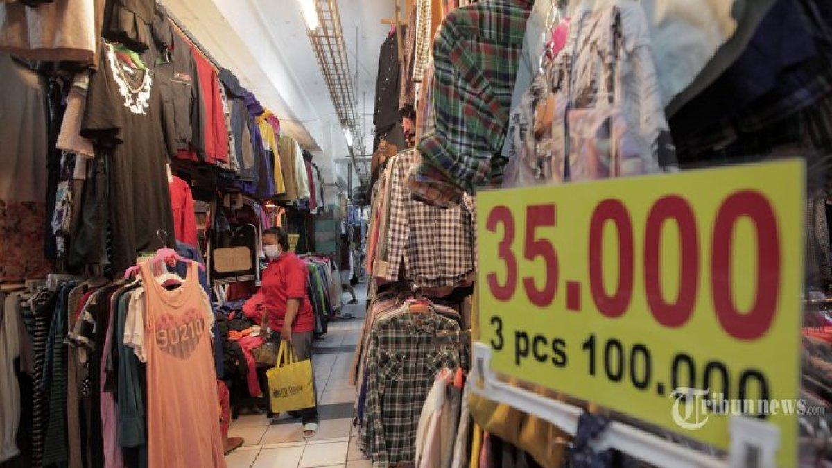 Jualan baju thrift