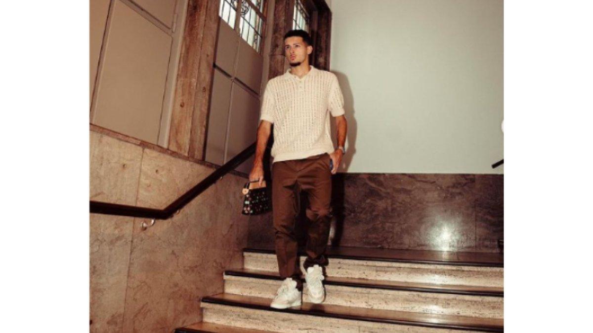 Justin Hubner di luar lapangan
