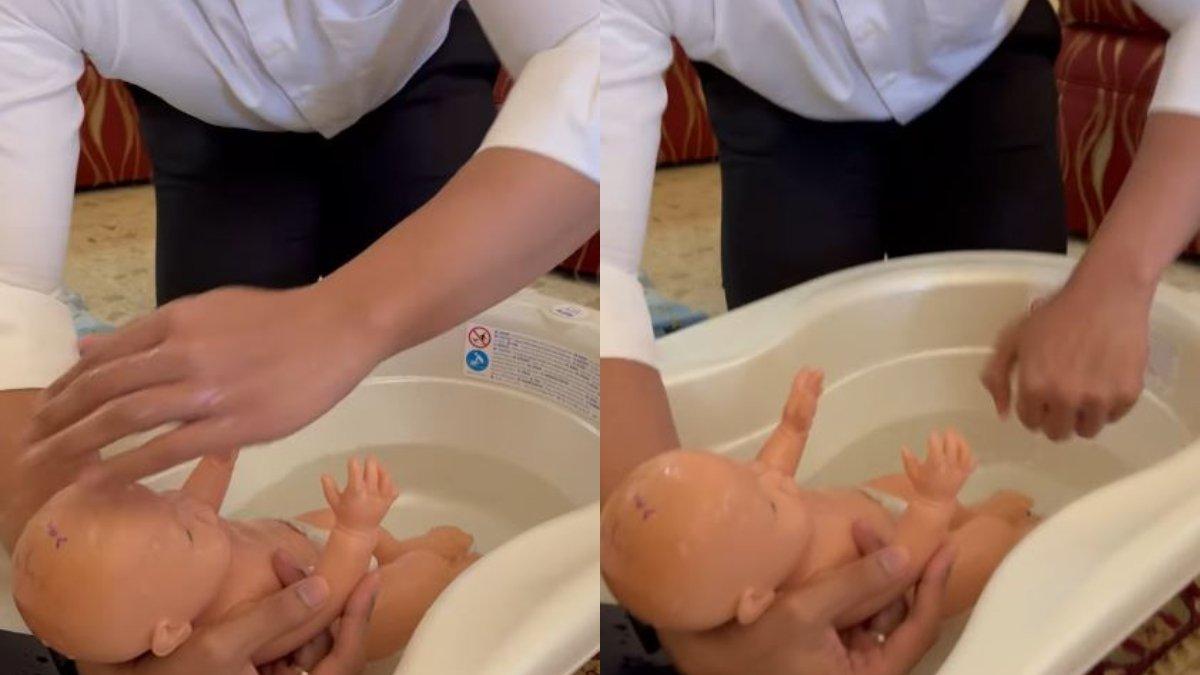 Kaesang belajar memandikan bayi.