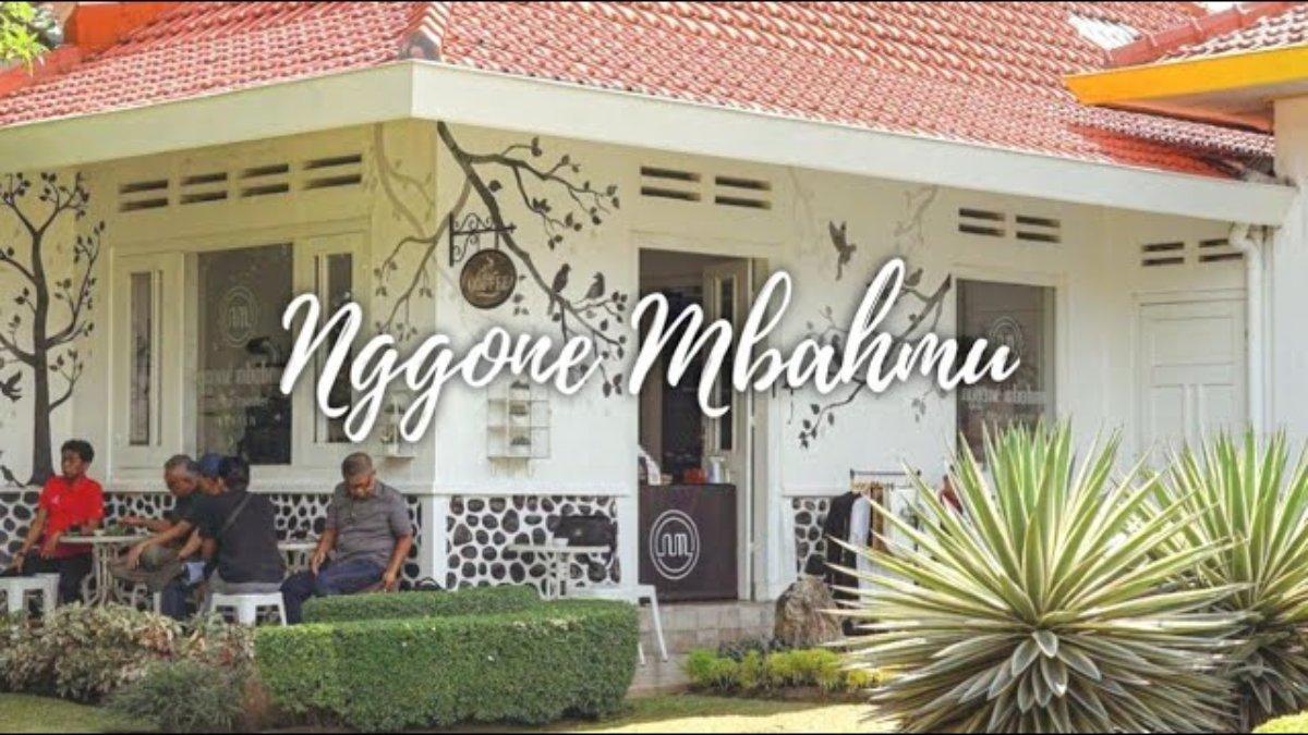 KAFE DEKAT STASIUN - Kafe Nggone Mbahmu terkenal di Klaten, lokasi dekat Stasiun Klaten.