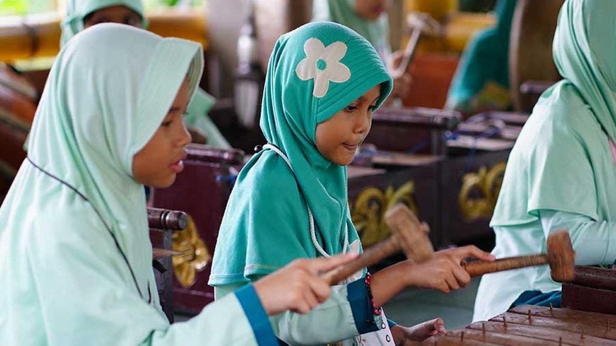 WISATA BOGOR: Kampoeng Wisata Cinangneng yang mirip Ubud, Bali