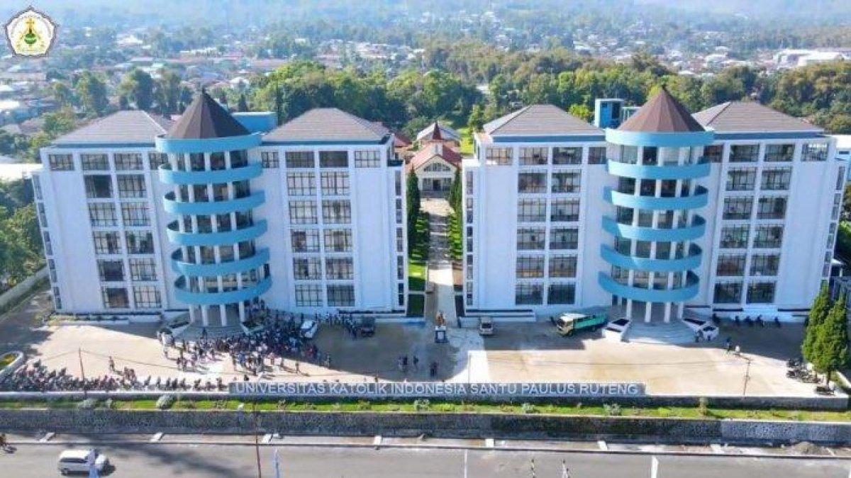 Kampus UNIKA Santo Paulus Ruteng di Kabupaten Manggarai,Pulau Flores.